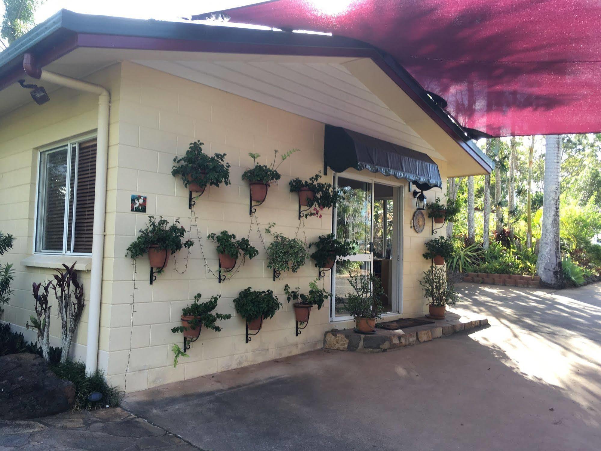 Kookaburra Motel Yungaburra Exterior photo