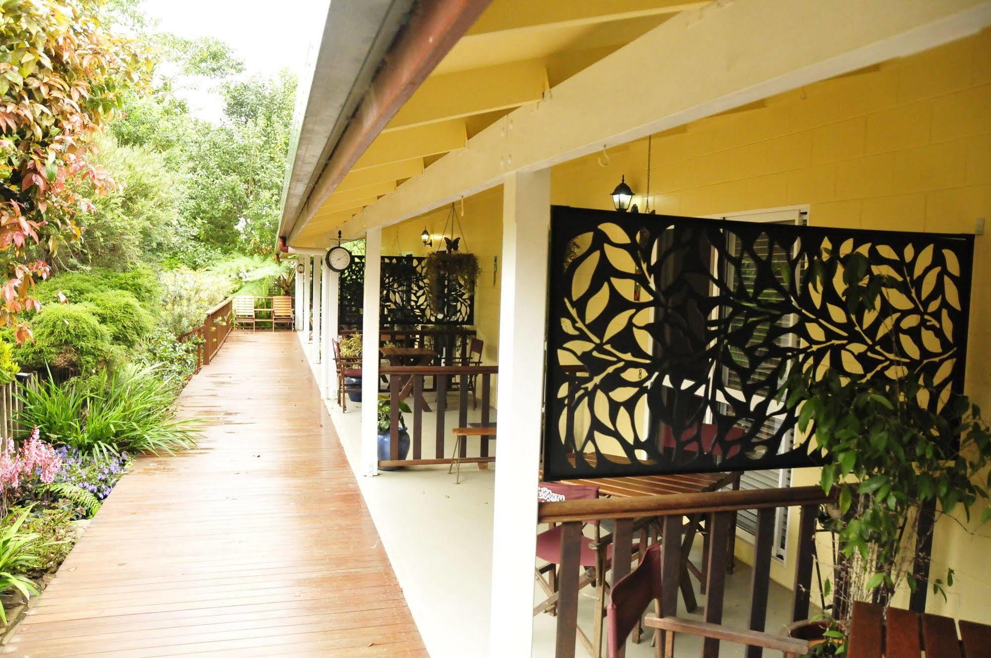 Kookaburra Motel Yungaburra Exterior photo